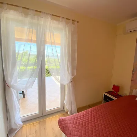 Apartments Villa Viktoria Tivat Exterior photo