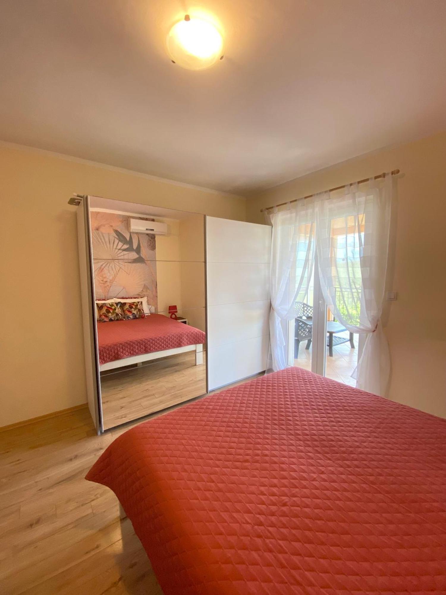 Viktoria Appartement Tivat