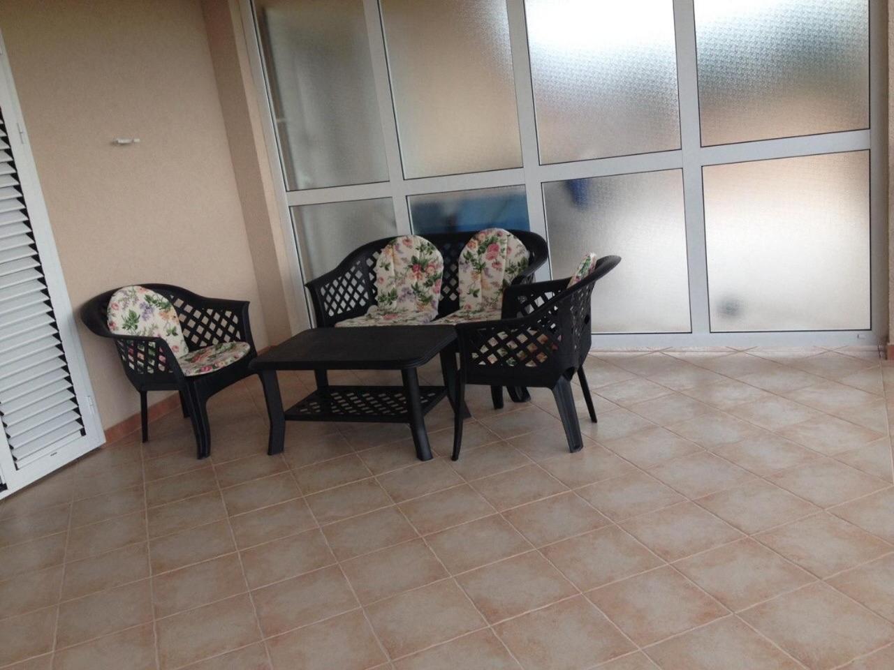 Viktoria Daire Tivat